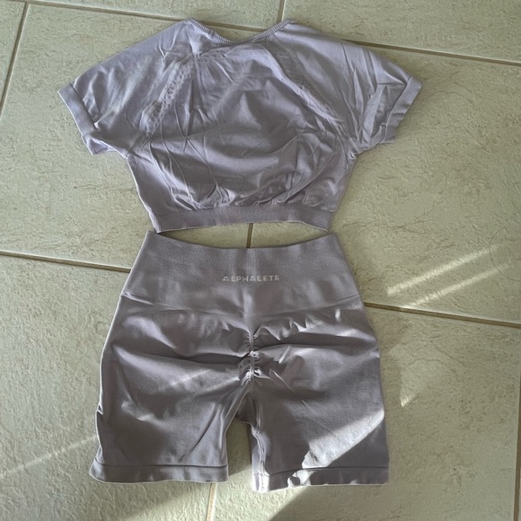 Alphalete Amplify Misty Lilac Set - Picture 2 of 3